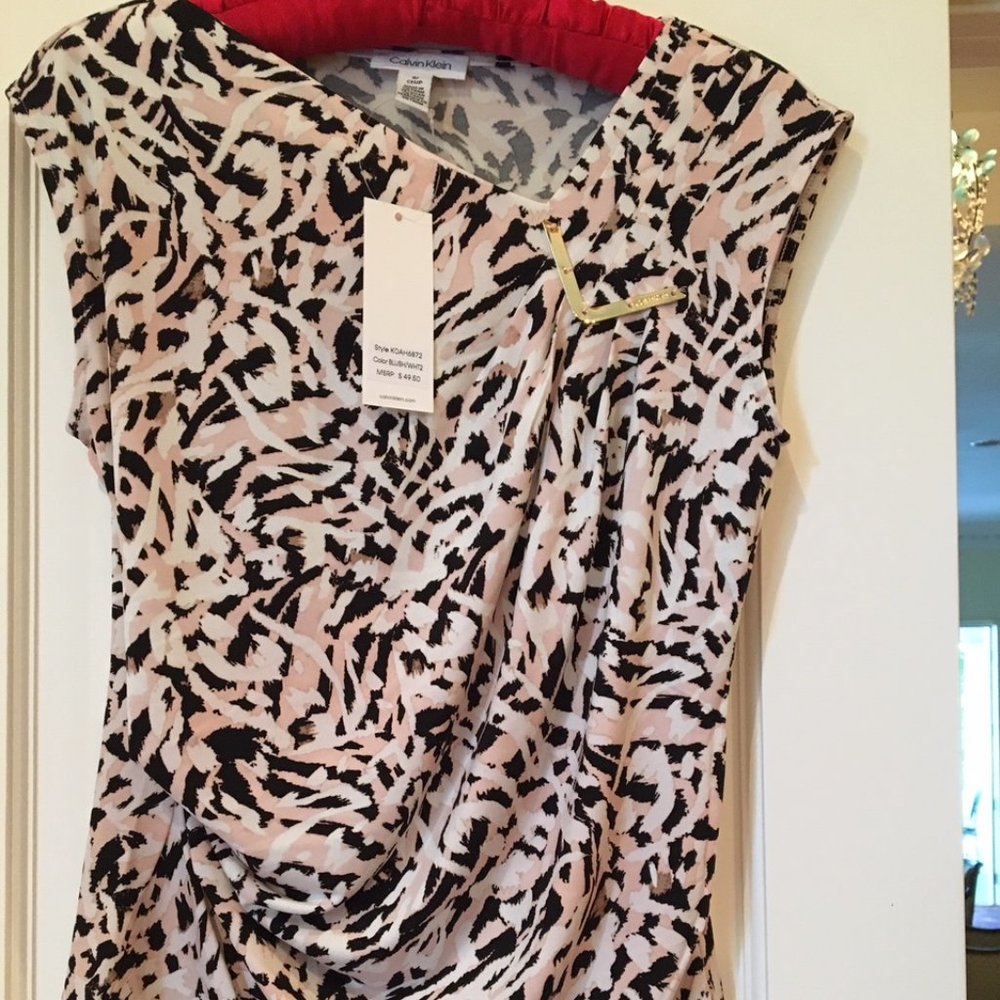 NWT - Calvin Klein Blush & Black top
